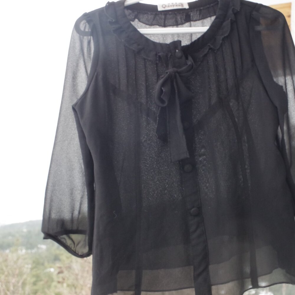 Black Shear Blouse By Qianyixiu